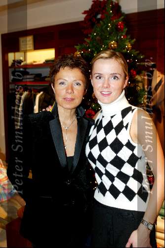 Amsterdam 27 november 2003.
Ralph Lauren Winkel op PC Hooftstraat 1 jarig bestaan.
Suze Mens