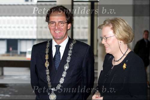 Den Bosch 22 november 2003
Hanja Maij Wegge en burgemeester Rombouts van Den Bosch