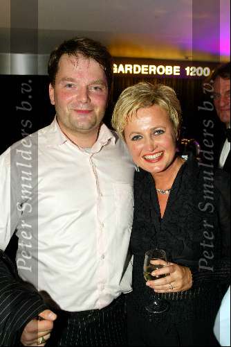 Utrecht 9 november 2003
Premiere Mama Mia in Utrec ht
Vera Mann en Victor Low