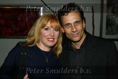 Amstelveen 26 november 2003
Presentatie boek Robert Schoemacher bij Special Sports.
Yvonne Keeley met Robert Schoemacher