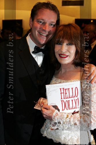 Eindhoven 21 november 2004
Premiere Hello Dolly in schouwburg Eindhoven.
Albert Verlinden met Liesbeth List