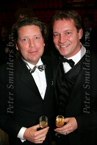 Eindhoven 21 november 2004
Premiere Hello Dolly in schouwburg Eindhoven.
Henkjan Smits met Albert Verlinden