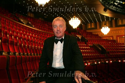 Amsterdam 15 november 2004
Opening theater Carre in Amsterdam.
  Andre v Duin