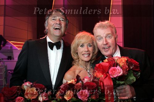 Amsterdam 26 november 2004
Premiere Andre v Duin in Carre
Andre v Duin Joke Bruijs Ron Brandsteder