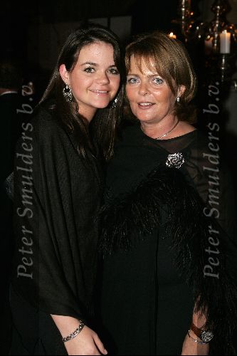 Den Bosch 27 november 2004
Modeshow Addy v d Krommenacker in de orangerie.
Carlita v d Valk met dochter