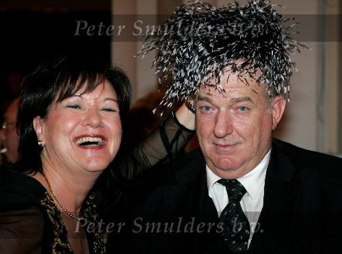 Arnhem 19 november 2004
Gala van de Ronnie Tober Foundation.
Cas Spijkers met vrouw
