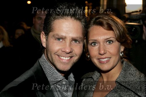 Amsterdam 26 november 2004
Premiere Andre v Duin in Carre
Danny de Munk met vrouw