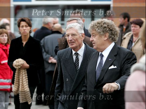 Alkmaar 8 november 2004
Herdenkingsdienst Gerrie Kneteman in alkmaar.
Dries v Agt  en Tony Eyk