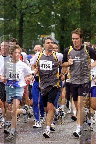 Eindhoven 8 oktober 2000
Eindhovense Marathon.
Edwin Smulders en Eric Gerets.