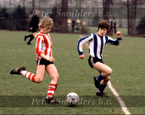 Edwin Smulders spelend voor PSV tegen EVV Eindhoven
1981