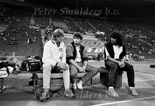 Edwin Smulders in gesprek met ruud Gullit in het Munchener stadion 1988
