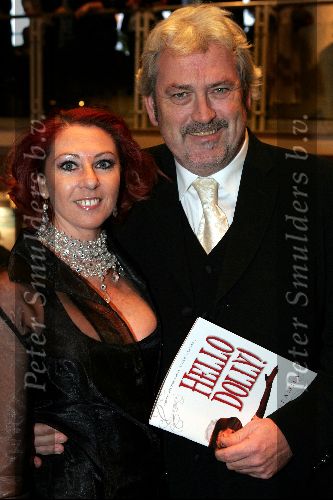 Eindhoven 21 november 2004
Premiere Hello Dolly in schouwburg Eindhoven.
Ernst Daniel Smid met vrouw