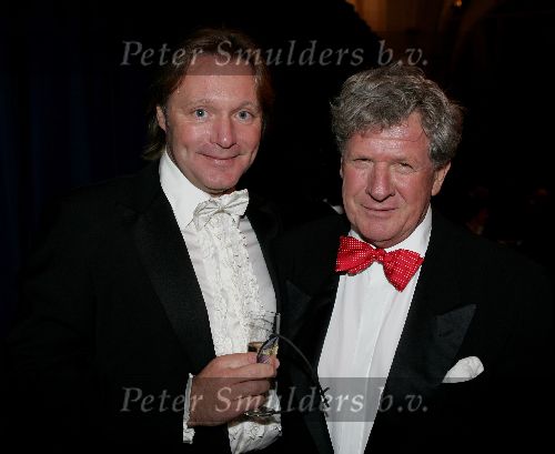Arnhem 19 november 2004
Gala van de Ronnie Tober Foundation.
Willibrord Frequin en Erwin kettman