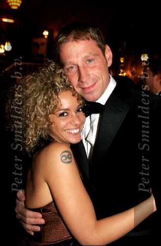 Amsterdam 8 november 2004
Premiere Bridget Jones  in tuschinski.
Fajah Lourens met vriend