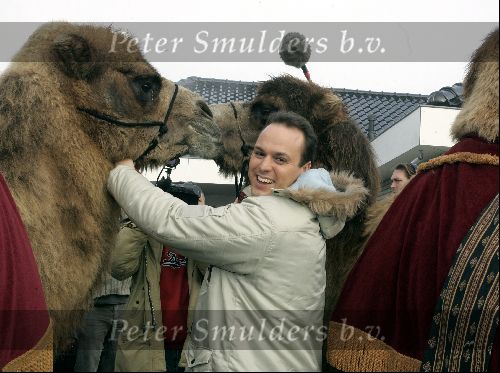 Fijnaart 25 november 2004
Frans Bauer en familie opnames met Sinterklaas en Kamelen.   Frans Bauer