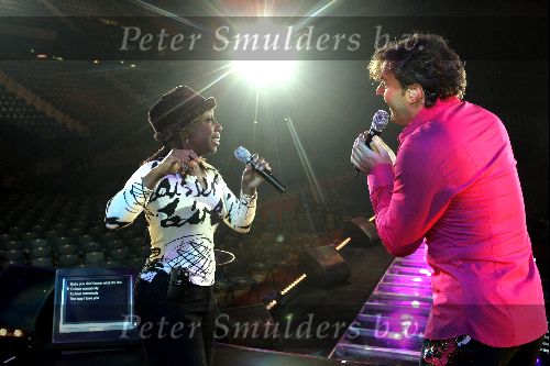 Rotterdam 6 december 2004
Optreden Gerard Joling in Ahoy.
Oleta Adams