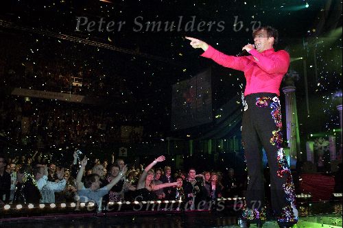 Rotterdam 6 december 2004
Optreden Gerard Joling in Ahoy.
Gerard Joling
