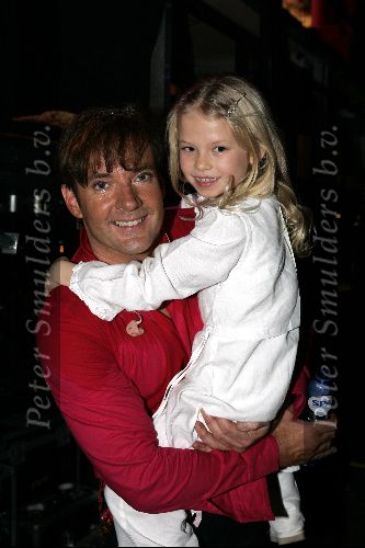 Rotterdam 6 december 2004
Optreden Gerard Joling in Ahoy.
Gerard Joling met Romy Omtzigt