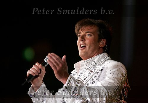 Rotterdam 6 december 2004
Optreden Gerard Joling in Ahoy.
Gerard Joling