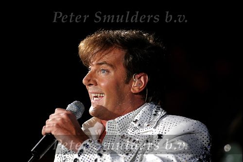 Rotterdam 6 december 2004
Optreden Gerard Joling in Ahoy.
Gerard Joling