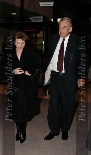 Den Haag 24 november 2004
Feest Prins Friso en Mabel Wisse Smit in danstheater.
Hans v Mierlo met Connie Palmen