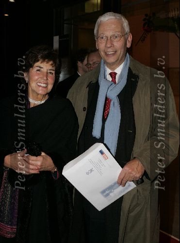 Den Haag 24 november 2004
Feest Prins Friso en Mabel Wisse Smit in danstheater.
Hans v d Broek met vrouw