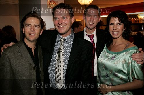 Amsterdam 23 november 2004
Laatste optreden Ramses Shaffy en Liesbeth List.
Antonie Kamerling en Isa Hoesen Albert Verlinden en Onno Hoes