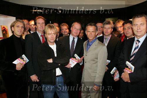 Amsterdam 17 november 2004
Presentatie boek Jaap Jongbloed enSimon Vuyk.
Jaap Jongbloed  Simon Vuyk en alle advocaten