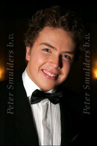 Eindhoven 21 november 2004
Premiere Hello Dolly in schouwburg Eindhoven.
Jamai Idols