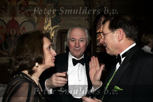 Amsterdam 29 november 2004
Presentatie nieuwe lijn Hans Schreuder in Tuschinski.
Mathijs v Heijninge met vrouw en Jan Swinkels