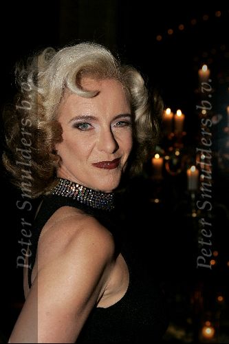 Den Bosch 27 november 2004
Modeshow Addy v d Krommenacker in de orangerie.
Jet v d Mey