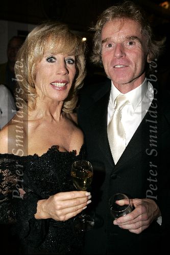 Amsterdam 26 november 2004
Premiere Andre v Duin in Carre
Joke Bruijs en haar ex man Boris Bayer