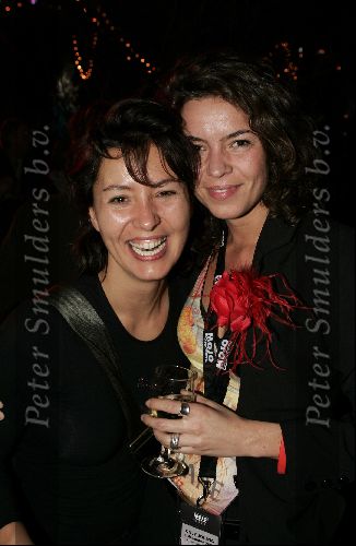 Rotterdam 6 december 2004
Optreden Gerard Joling in Ahoy.
Lesley Brehm en Bianca (big Brother)