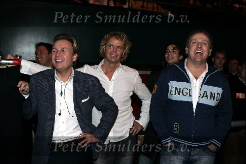 Rotterdam 6 december 2004
Optreden Gerard Joling in Ahoy.
Mike Dobbinga Gordon en Wino Ontzigt