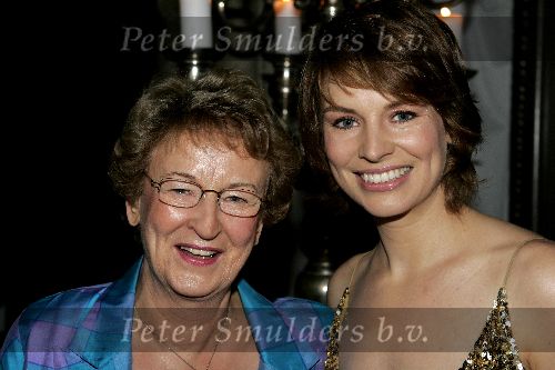 Den Bosch 27 november 2004
Modeshow Addy v d Krommenacker in de orangerie.
Pernille la Lau met moeder