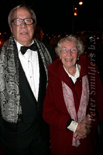 Amsterdam 15 november 2004
Opening theater Carre in Amsterdam.
Piet Romer met vrouw