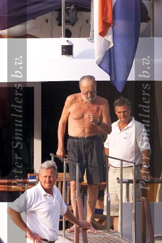Porte Ercole 3 augustus 2001
PRINS BERNHARD varen met de Jumbo V samen met een vriendin.