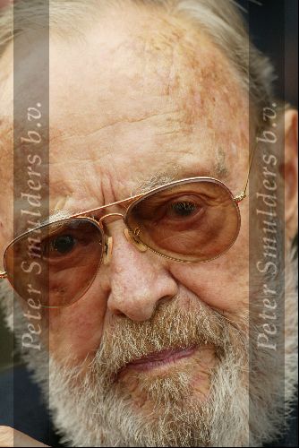 Best 16 september 2002
Prins Bernhard op bezoek in het oorlogsmuseum