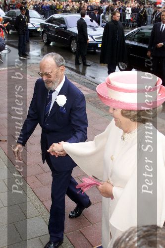 Den Haag 17 mei 2001
Trouwen Prins Constantijn en Prinses Laurentien Brinkhorst.
Koningin Beatrix met prins Bernhard