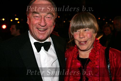 Amsterdam 15 november 2004
Opening theater Carre in Amsterdam.
Robbie v Erven Dorens met vrouw