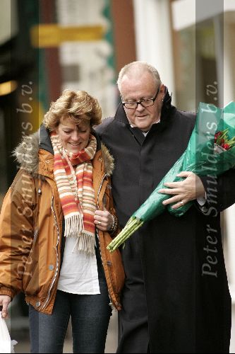 Amsterdam 23 november 2004
Simone Kleinsma met Guus Verstraete op cornelis Schuytstraat