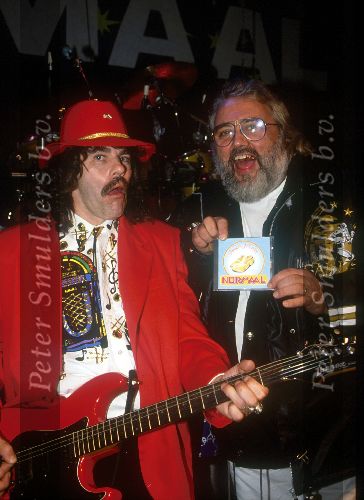 Willem Duyn ( overleden 4 December 2004 )
Samen met Bennie Jolink als invaller voor Normaal