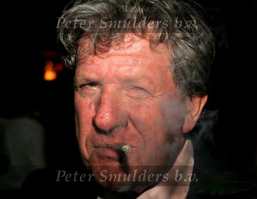 Eindhoven 18 september 2004
Willibrord Frequin met sigaar rokend
