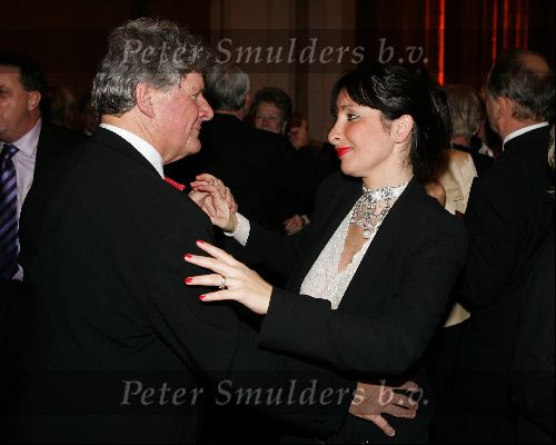 Arnhem 19 november 2004
Gala van de Ronnie Tober Foundation.
Willibrord Frequin dansend met Suzanne Frequin