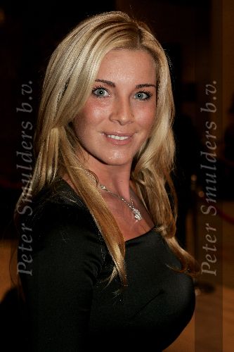 Amsterdam 28 november 2005
Beau Monde awards in het hilton.
Angela Kluivert