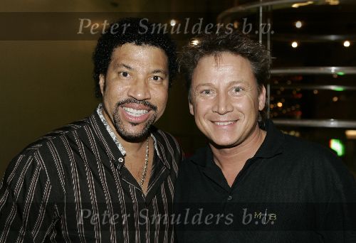 Amsterdam 27 november 2005
Lionel Ritchie optreden voor Holland casino
Lionel met Armando Borsato