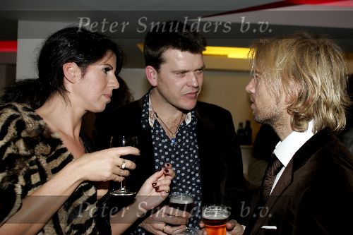 Tilburg, 20 November 2005
Premiere Turks Fruit in Stadsschouwburg Tilburg
Beau v Erven Dorens in gesprek met Antonie Kamerling en Isa Hoes