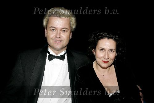 Rotterdam 9 november 2005
Premiere Holiday on ice in ahoy.
Geert Wilders met zijn vrouw Crisztina  
Peter Smulders bv