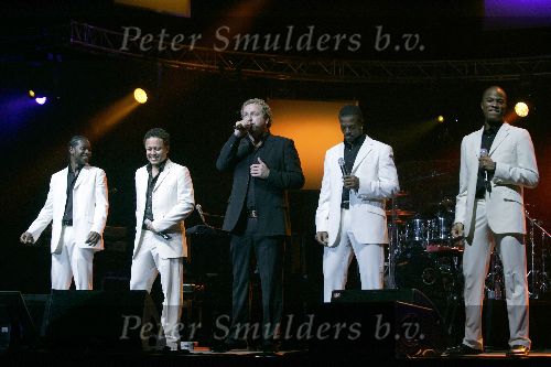 Amsterdam 27 november 2005
Lionel Ritchie optreden voor Holland casino
Replay met Gordon