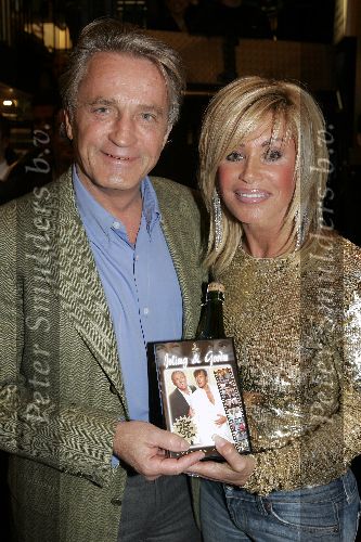 Amsterdam 10 november 2005
Presentatie dvd Gerard Joling en Gordon bij Fame.
Connie Breukhoven  en Hans Breukhoven